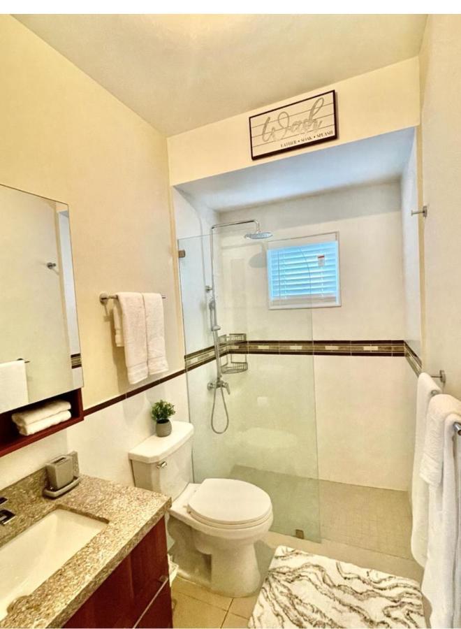Seashore Vacation Home, Oceanpointe, Lucea, Jamaica Exterior foto